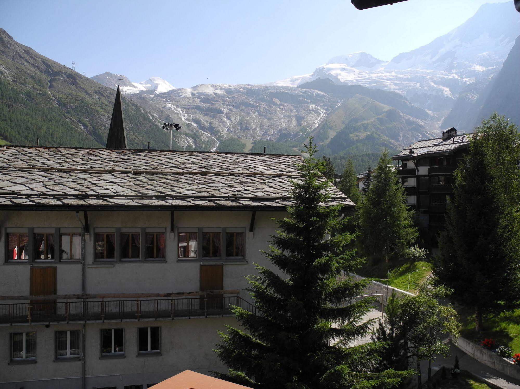 Chalet Alpenruh Saas-Fee Buitenkant foto